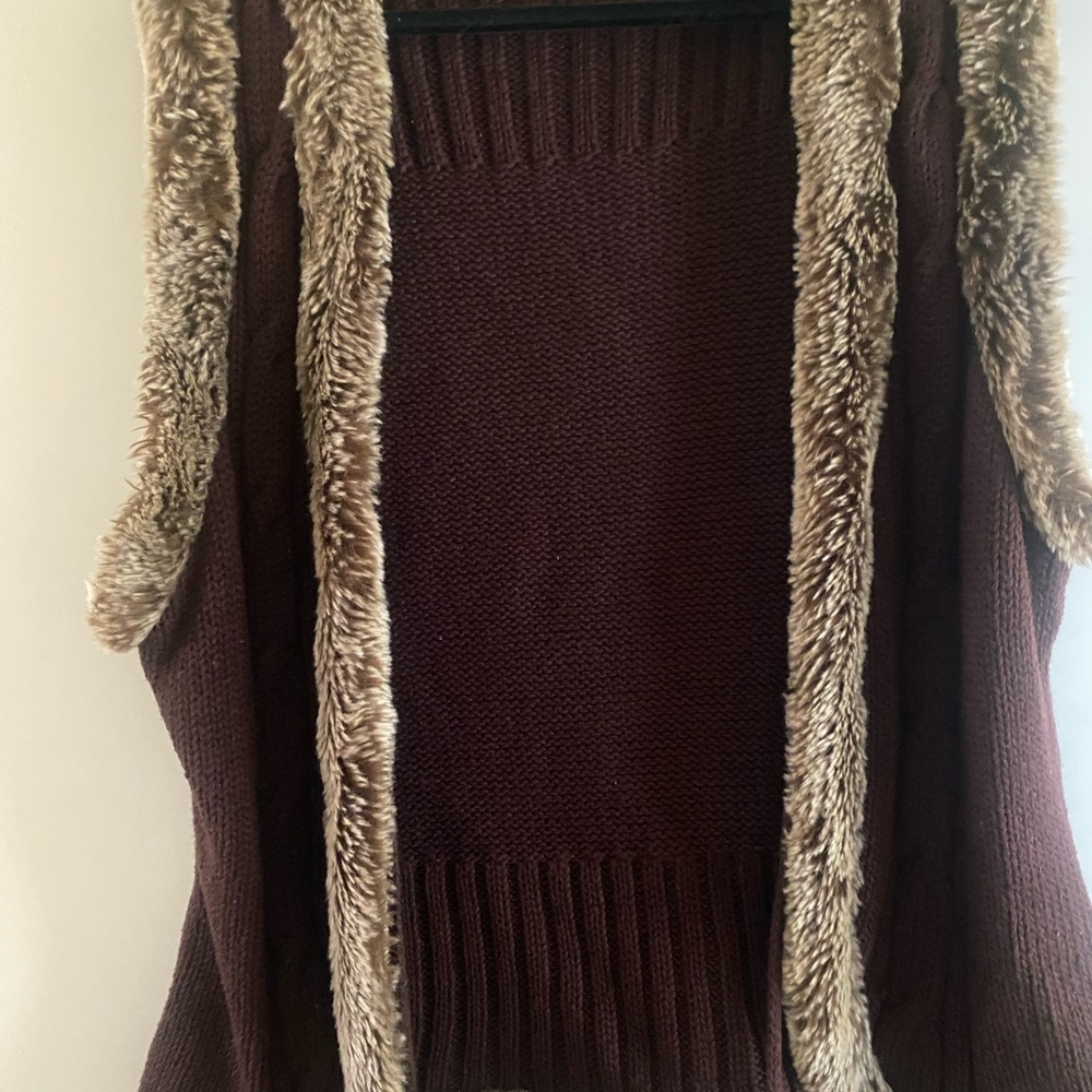 Brown Faux Fur Trimmed Sweater Vest